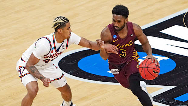 Loyola Chicago vs Illinois